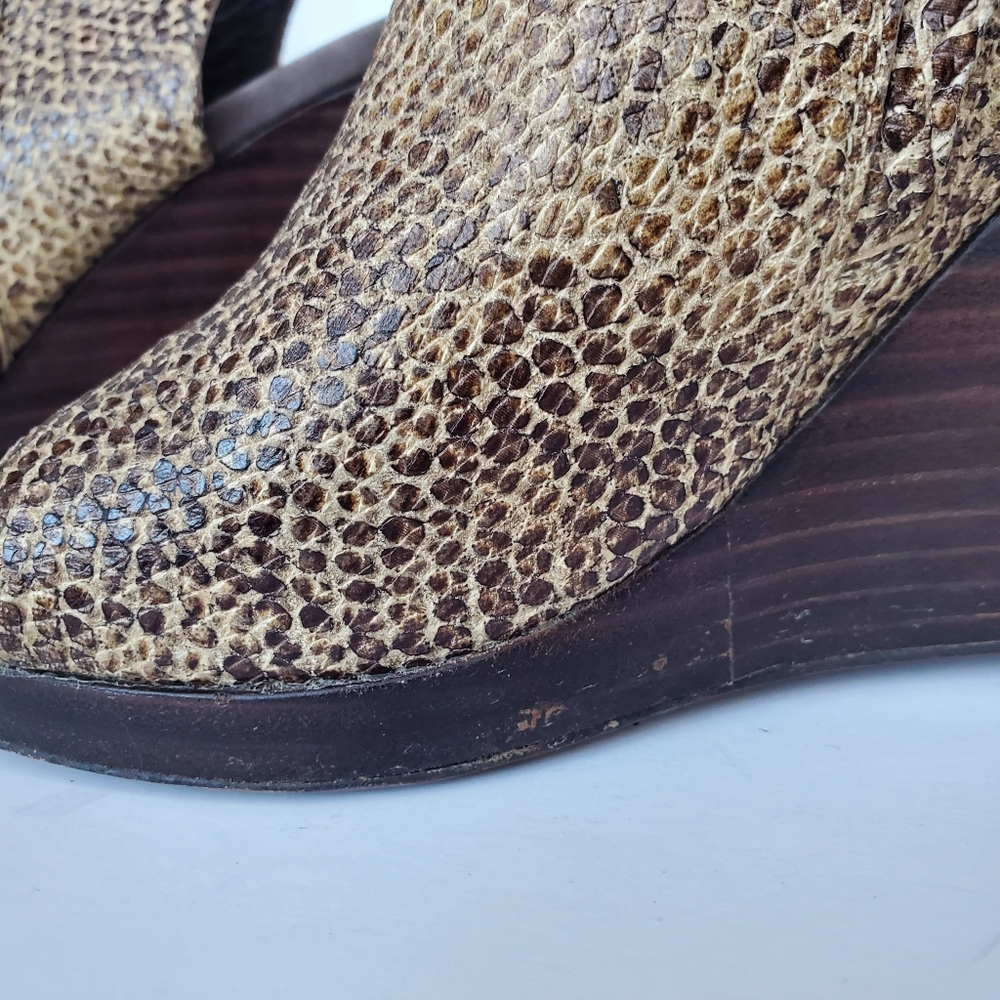 COLE HAAN Brown Snake Leather Peep Toe Bootie Wedge size 8.5 - Picture 6 of 16